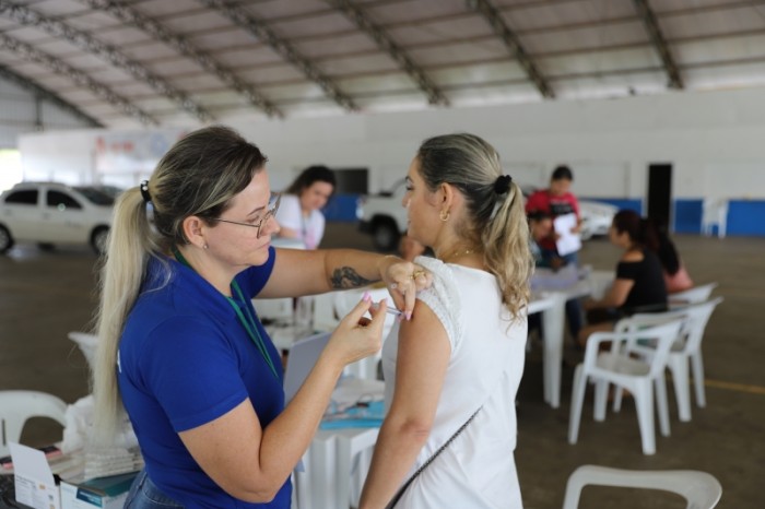 Lucas do Rio Verde recebe Carreta do Amor em alusão ao Mês da Mulher