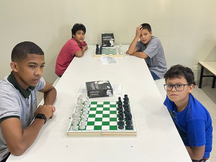 Esporte oferece oficina de xadrez para atendidos do Projeto Florestinha, no Distrito de Nova Porto XV