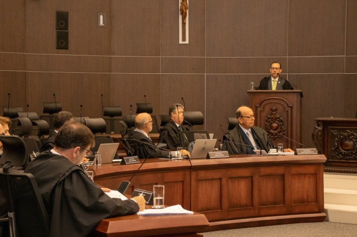 Procuradores participam da primeira sessão presencial do Grupo de Câmaras de Direito Público do TJSC