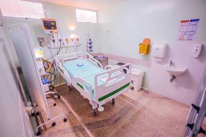 Hospital Universitário ganha 20 leitos de UTI em parceria com Governo do Estado
