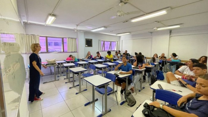 Turmas do Instituto de Educação (IEMG) retomam aulas em novo endereço