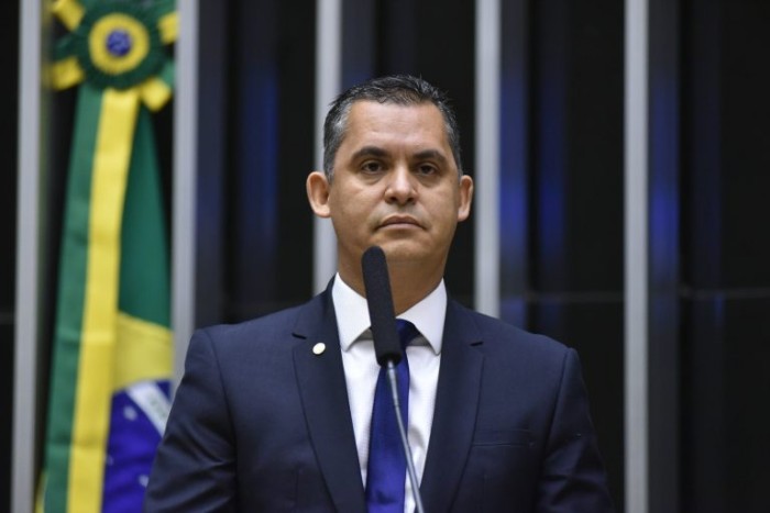 Projeto amplia recursos para fundo de socorro a calamidades públicas