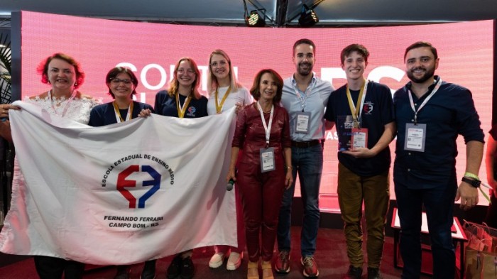 Projeto para melhorar saúde mental nas escolas vence HackaTchê