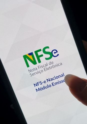 Prefeitura de Salvador alerta MEIs sobre mudança na emissão de notas fiscais.