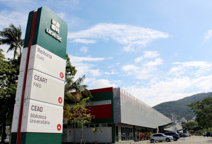 Udesc melhora em todos os conceitos e sobe de posição no ranking do MEC