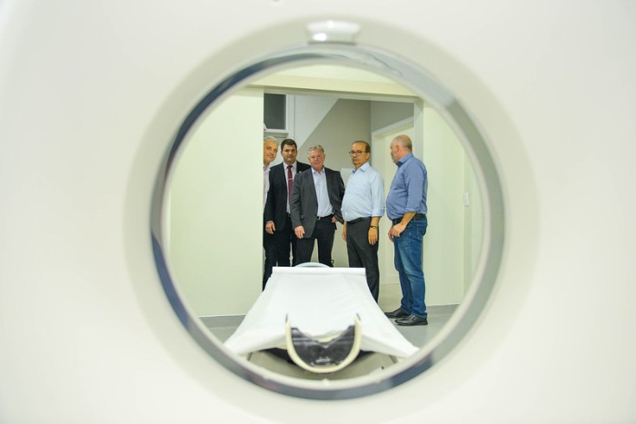 Em Curitibanos, Jorginho Mello acompanha inauguração do Centro de Imagens do Hospital Hélio Anjos Ortiz