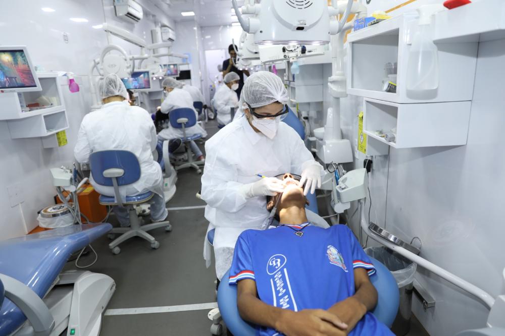 Odontomóvel do governo do Estado da Bahia, chega a novos municípios. 