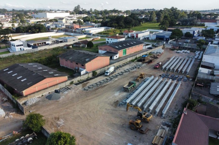 Com vigas concretadas, obras do viaduto de São José dos Pinhais entram em nova etapa