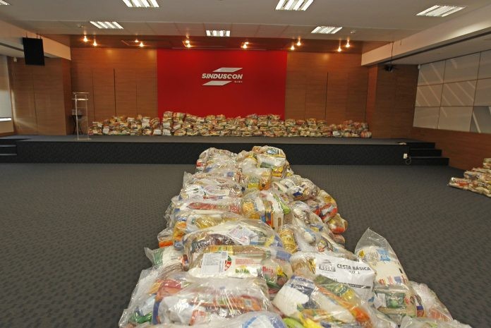 Programa Bahia Sem Fome recebe 1.500 cestas básicas do Sindicato da Indústria da Construção