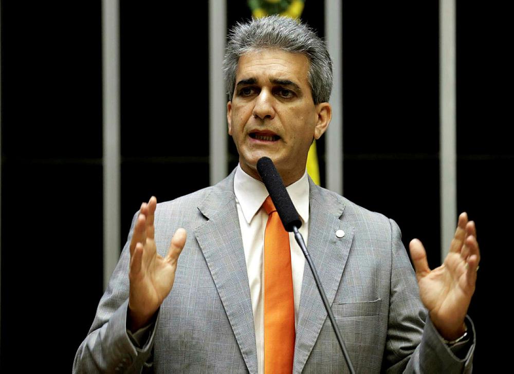 Projeto para coibir atos golpistas é apresentado na Assembleia Legislativa baiana. 