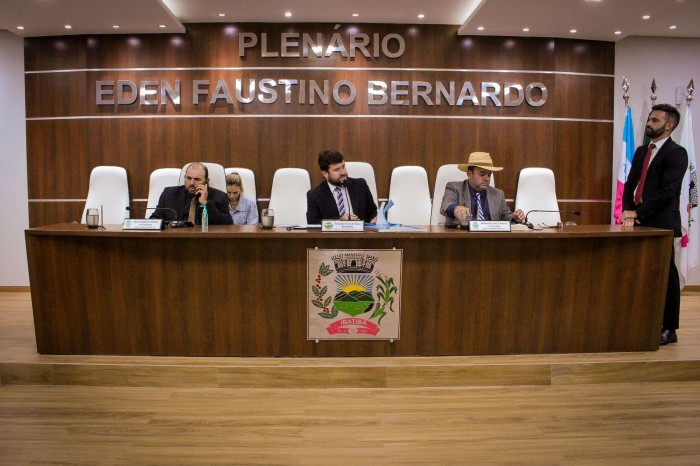 Câmara aprova projeto que assegura prioridade na matrícula escolar de alunos com deficiência