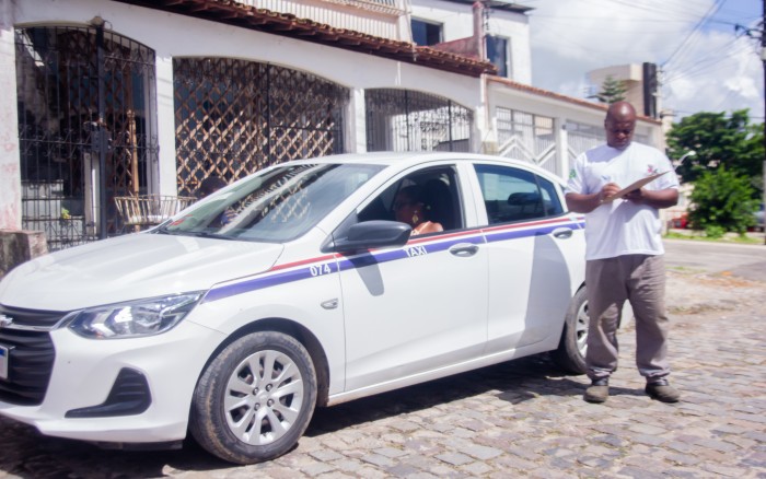 SMTT: Começa vistoria anual obrigatória de táxis 