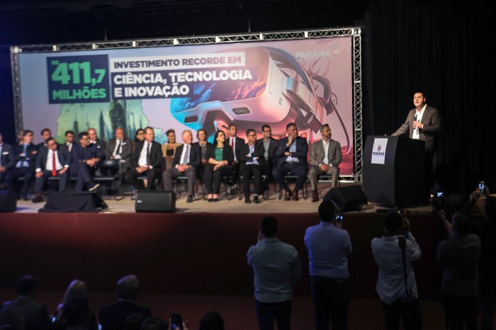 Estado confirma novo reajuste nas bolsas de pesquisa e extensão da Fundação Araucária