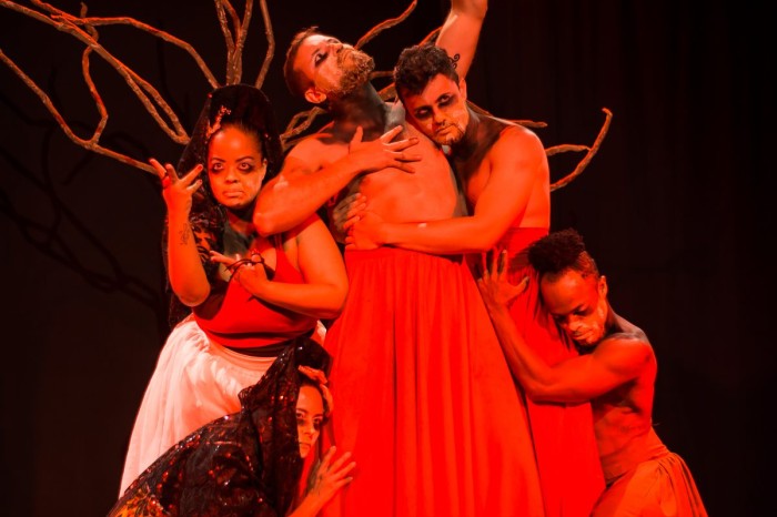 Festival de Artes de Nova Iguaçu comemora três meses com teatro e música