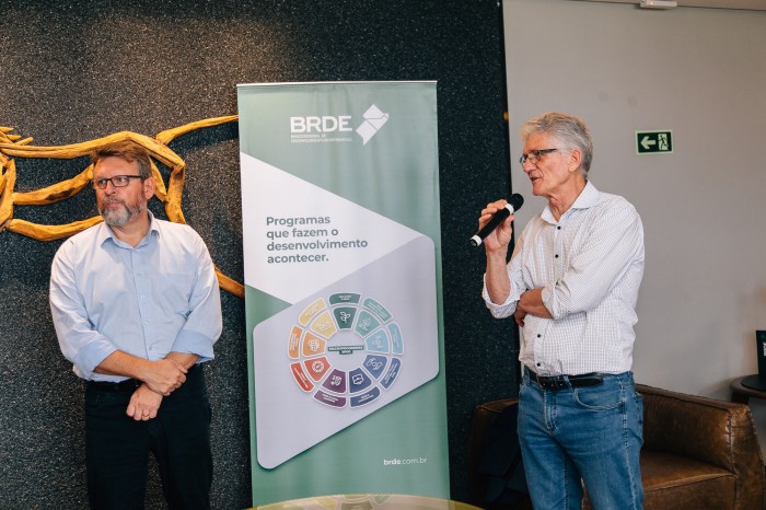 BRDE assina R$ 37,5 milhões em contratos de crédito na ExpoLondrina