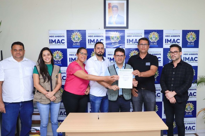 Governo assina licenciamento ambiental para urbanização da Orla do Quinze