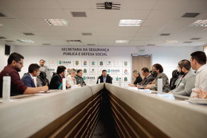 SSPDS, Seduc, MPCE, Aprece, PF, PMF e sindicato das escolas particulares alinham ações de segurança