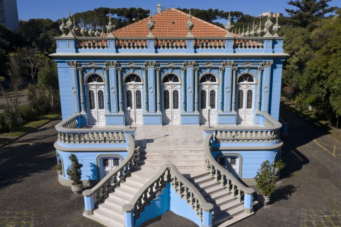Espaço Cultural BRDE recebe lançamento de livro sobre bairro Alto da Glória