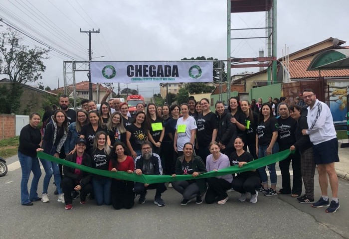 Escola estadual de Mafra realiza corrida de rua com participação da comunidade