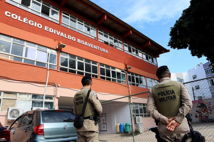 Operação Ronda Escolar visita colégios estaduais e reforça segurança entre a comunidade escolar