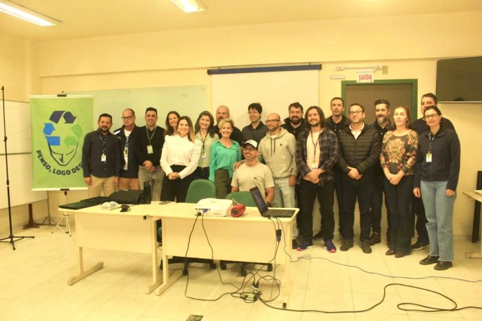 Coordenadoria de Desenvolvimento Ambiental do IMA em Tubarão realiza capacitação com servidores