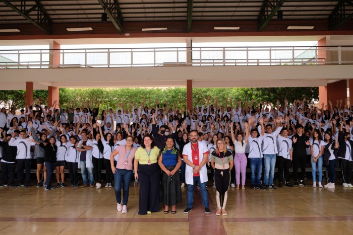 Cultura indígena é tema de palestra ministrada pelo governo em escola de Rio Branco
