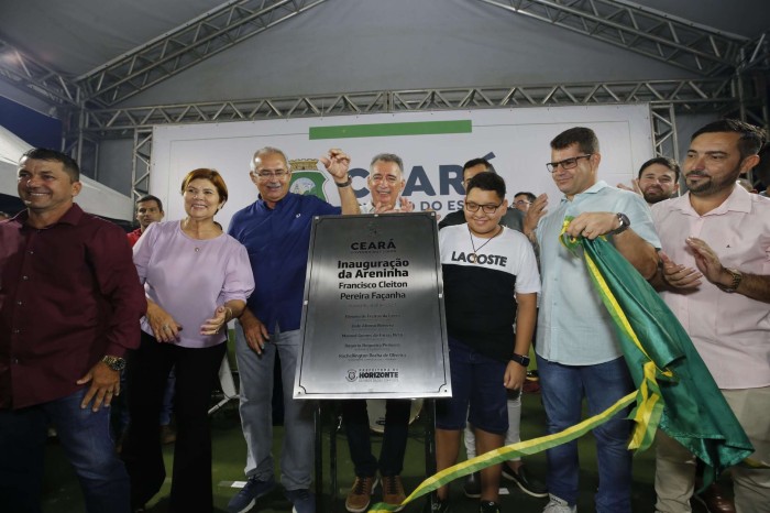 Governo do Ceará entrega 301ª areninha no município de Horizonte