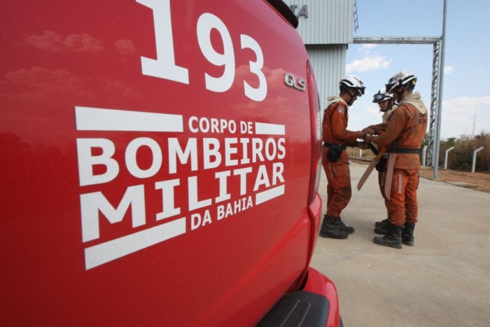 Vinte e cinco bombeiros são enviados para reforçar atuações nas regiões atingidas pelas chuvas