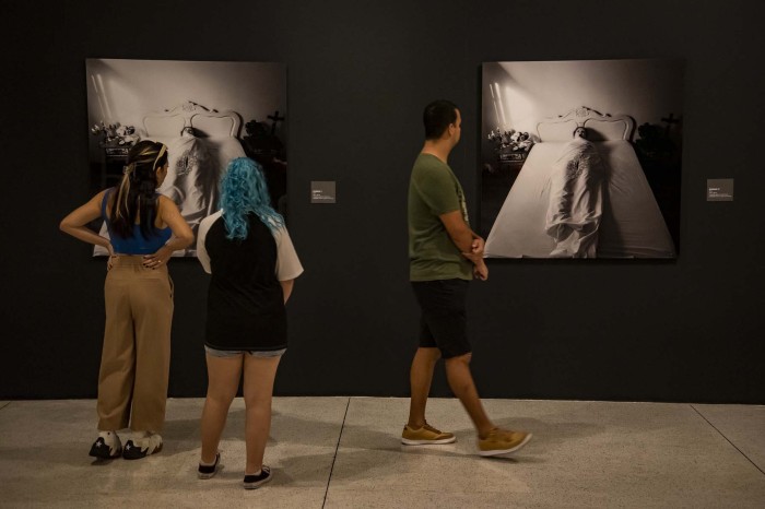 Coletivo Duas Marias vem ao MAC-PR para oficina especial e prática de fotoperformance