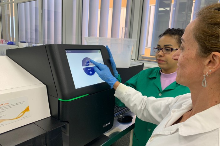 Para entender a doença, Paraná recebe treinamento de sequenciamento da chikungunya