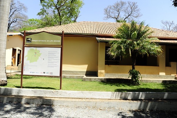 Parque Estadual Lapa Grande abriga importante complexo de grutas e cavernas no Norte de Minas