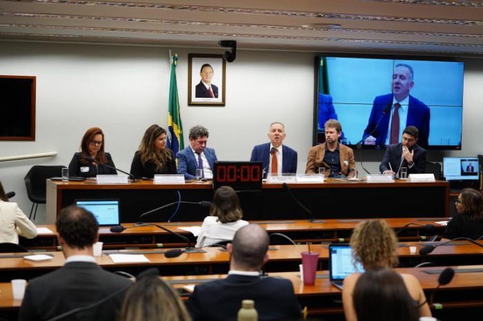 Grupo de trabalho da reforma tributária recebe sugestões de incentivo à economia verde