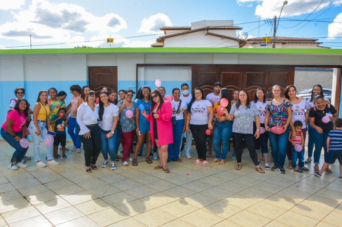 Mães de pacientes atendidos pelo Caps IA tiveram uma tarde de cuidados promovida pela Secretaria Municipal de Saúde