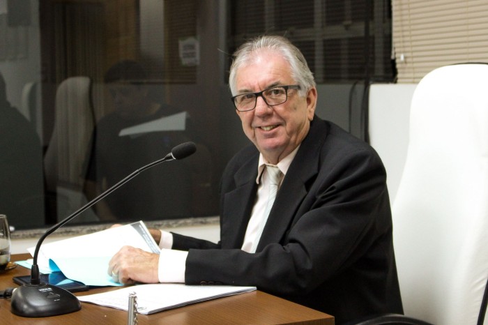 Ivanito Barbosa cobra atendimentos odontológicos nas áreas rurais