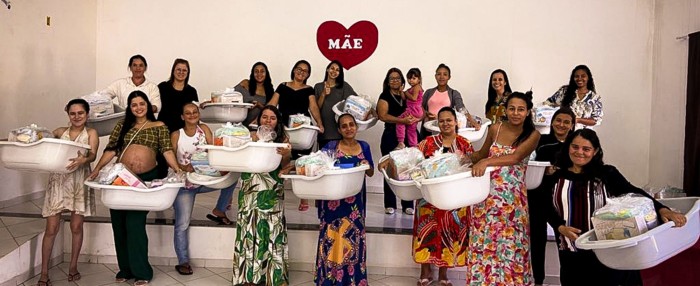 CRAS faz entrega de kit natalidade para gestantes cadastradas no CadÚnico
