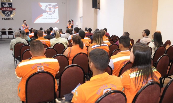 Defesa Civil de Garanhuns promove em parceria com órgão estadual, capacitação de mais de 50 alunos do Agreste Meridional