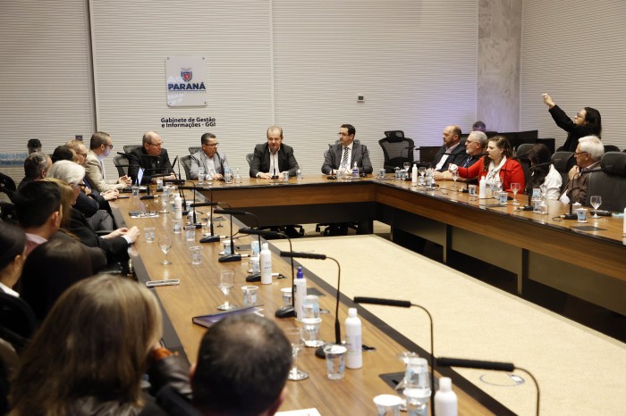 Encontro discute novidades do próximo programa de residência em inovação do Paraná