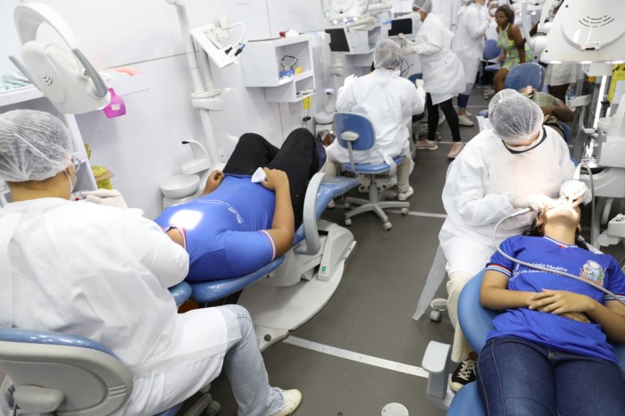 Odontomóvel inicia atendimento a estudantes e educadores em Santa Terezinha, Brejolândia, Campo Formoso e Juazeiro