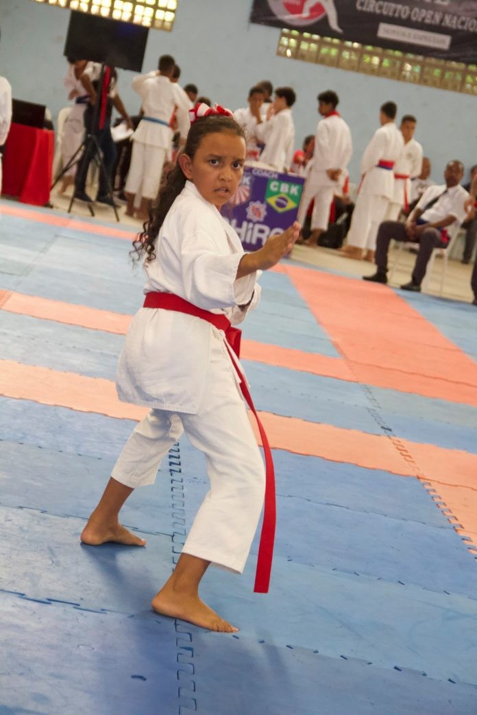 BCS de Itinga abre aulas de Jiu-Jítsu e Karatê para comunidade