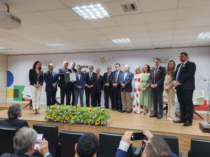 Mapa lança Plano Plurianual do Sistema Unificado de Atenção à Sanidade Agropecuária