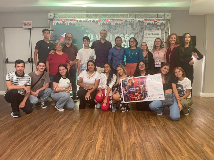 Projeto de acolhimento e terapia ocupacional de escola catarinense é premiado em Congresso Nacional
