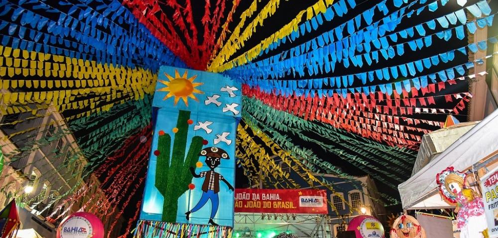 Governo do Estado da Bahia abre concurso para seleção de grupos de samba junino.