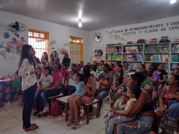 Smed apresenta projeto de educação alimentar saudável a pais de alunos da Escola Paulo Setúbal
