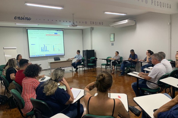 Secretaria da Saúde discute e intensifica estratégias para combate à dengue em Londrina