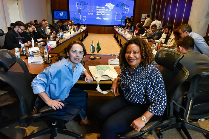 Com formalização e apoio da ministra, Fórum dos Secretários mostra força da cultura no País