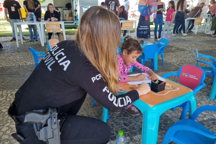 PCPR na Comunidade oferece serviços para a população de Colombo no final de semana