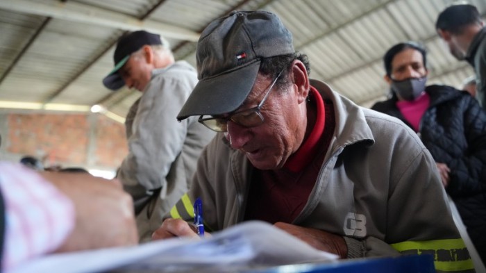 Começam assinaturas dos contratos do Crédito Emergencial da Estiagem que beneficiará cerca de 8 mil famílias