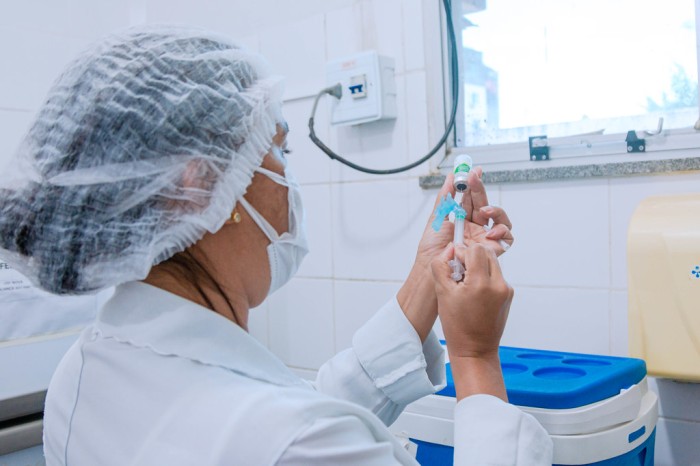 Vacinação contra gripe em Camaçari é liberada para toda população