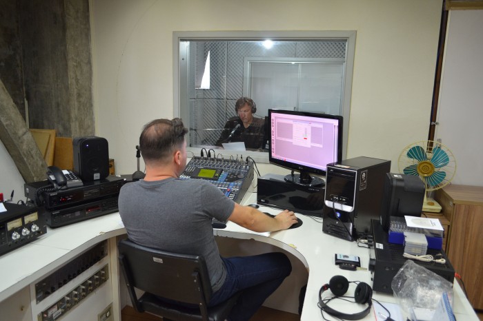 Programa de rádio do IDR-Paraná para o público rural completa 47 anos