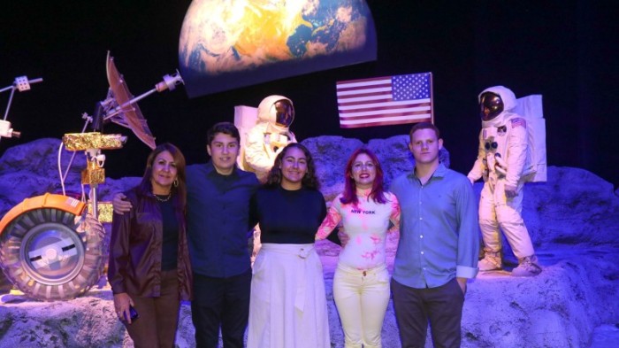 Alunos premiados nos EUA visitam parque da Nasa em Canela